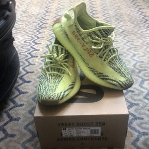 Yeezy 350 Boost V2 Semi Frozen Yellow
